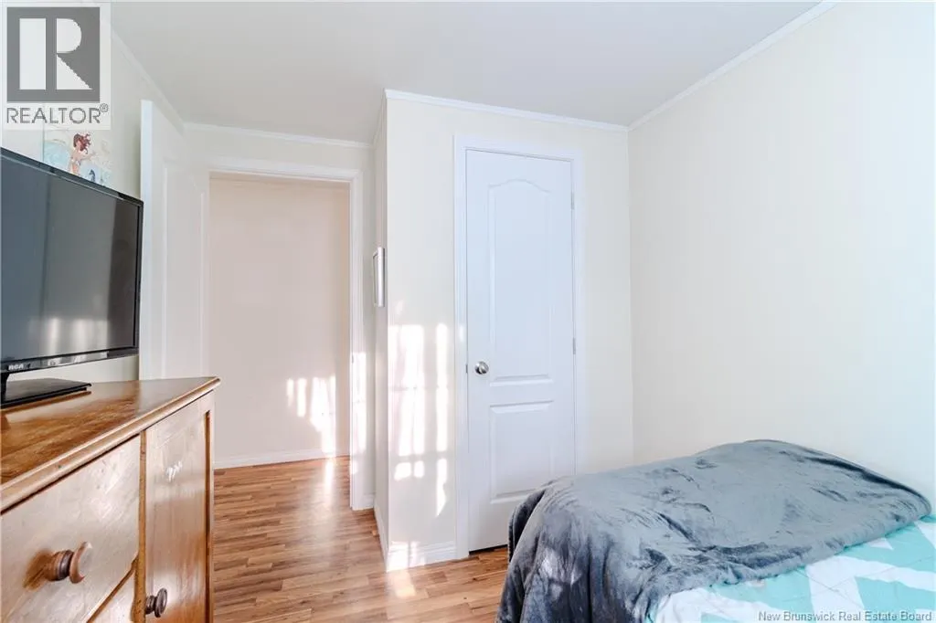 6 Northrup Crescent