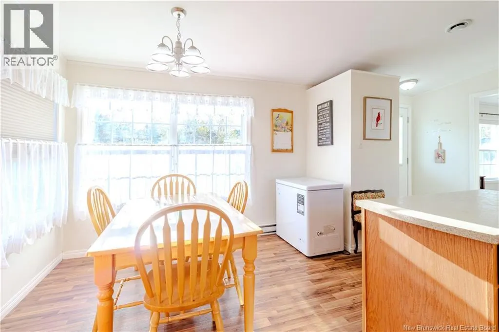 6 Northrup Crescent