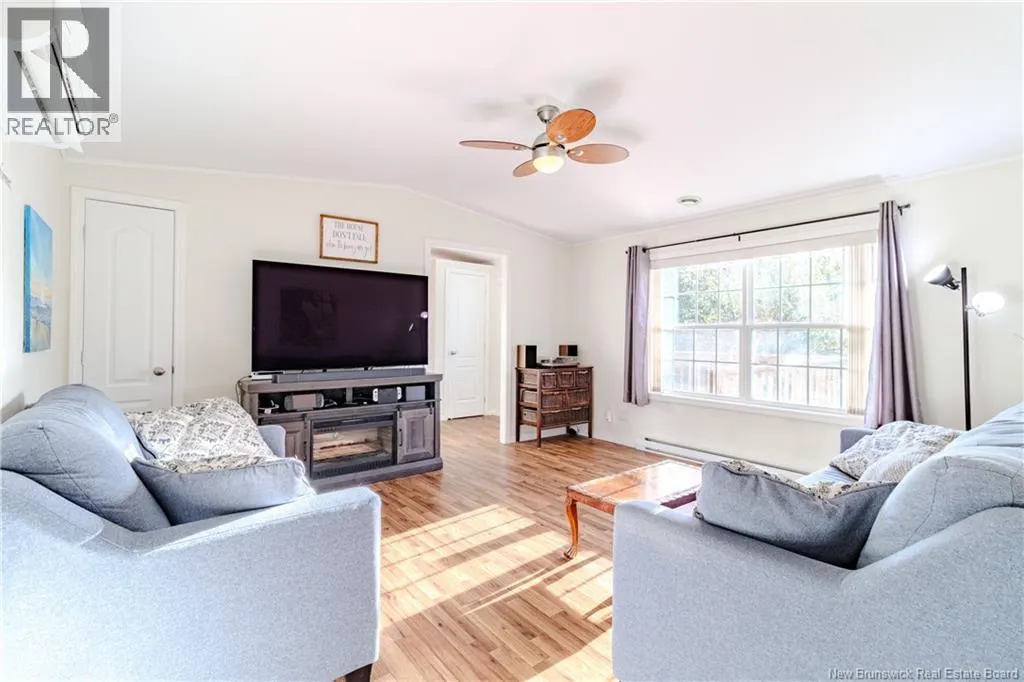 6 Northrup Crescent
