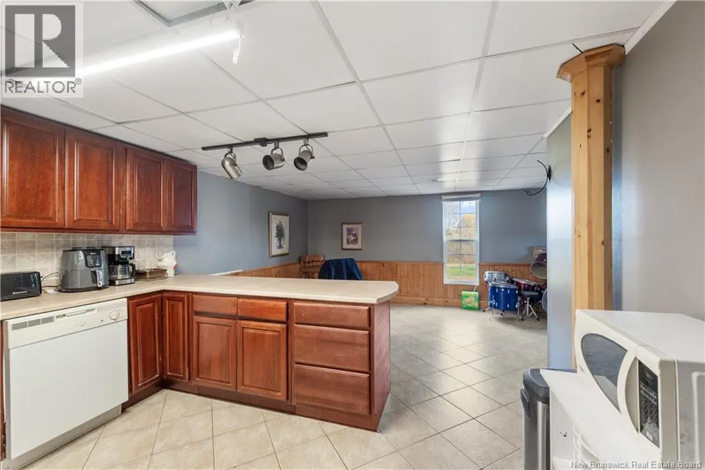 228 Old Shediac
