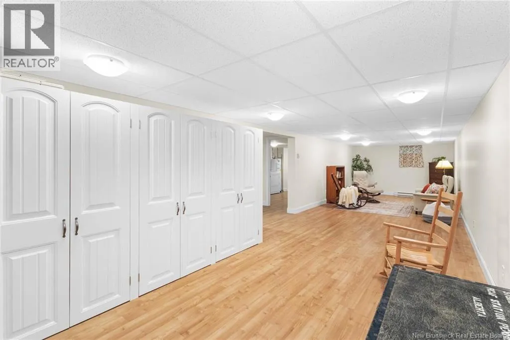 195 Inglewood Drive