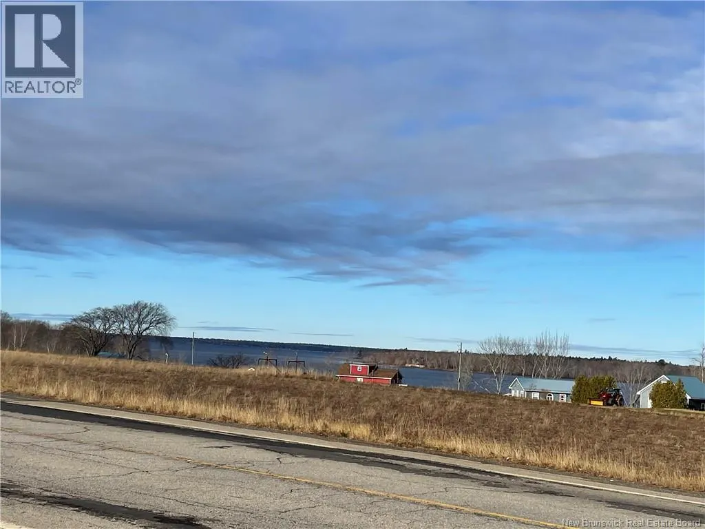 Lot 1 Route 105