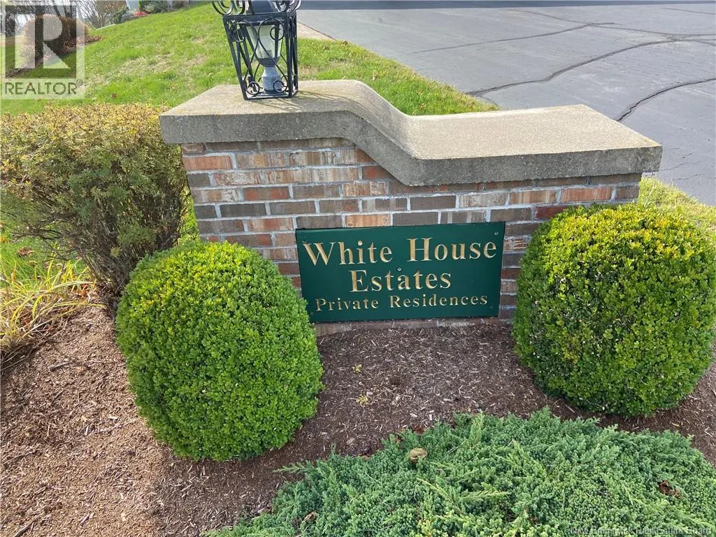7 White House Court