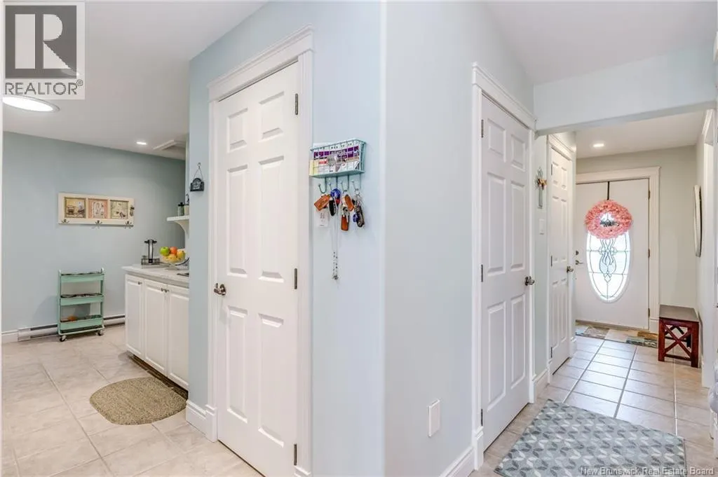 25 Mapleview Drive