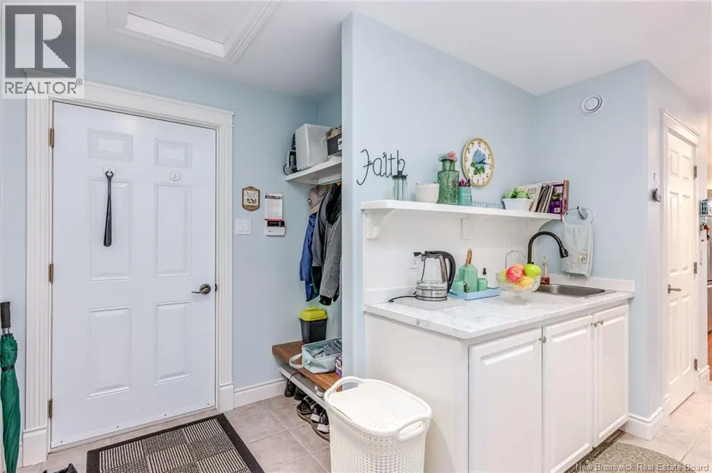 25 Mapleview Drive