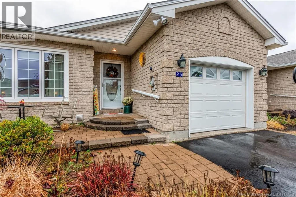 25 Mapleview Drive
