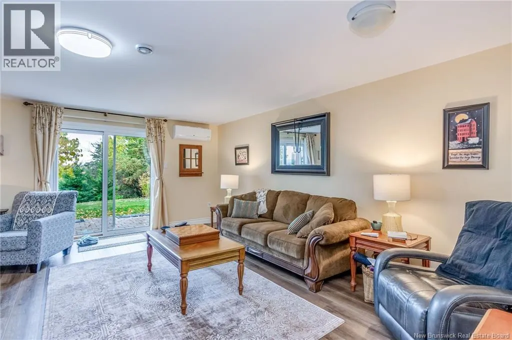 25 Mapleview Drive