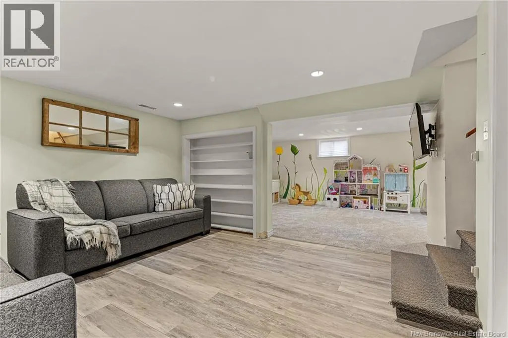 225 Upper Mountain Road