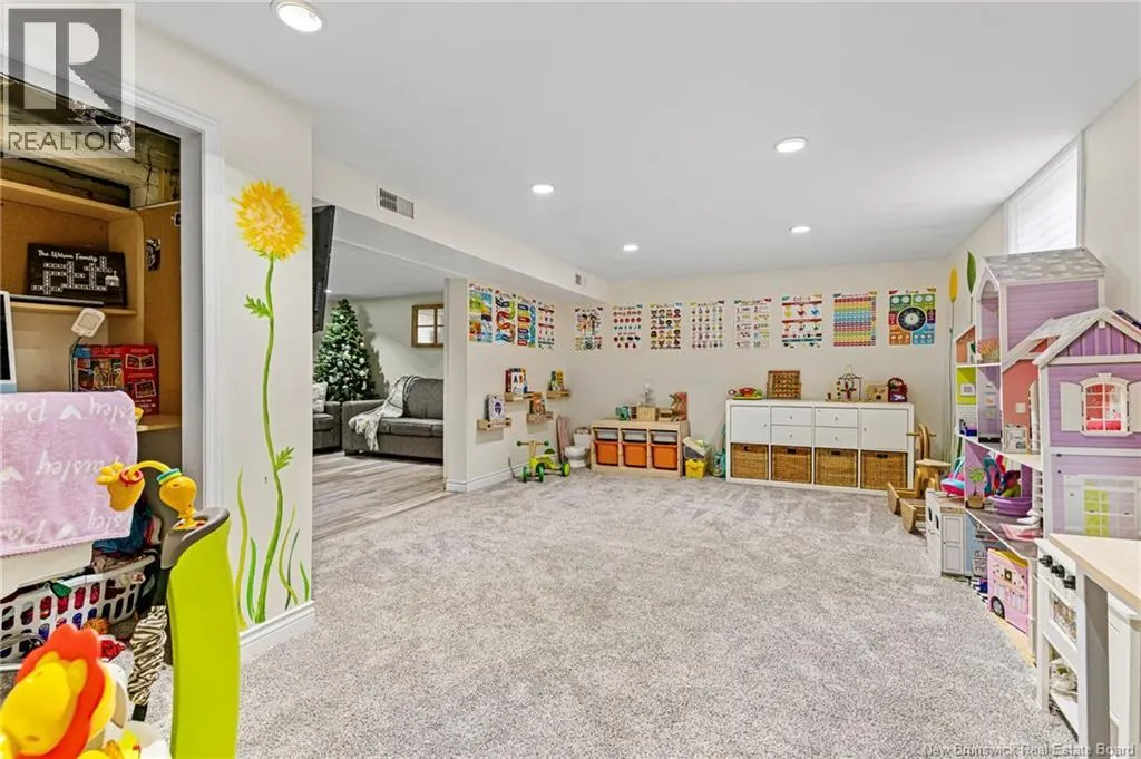 225 Upper Mountain Road