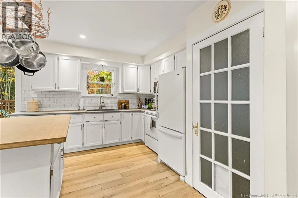 225 Upper Mountain Road