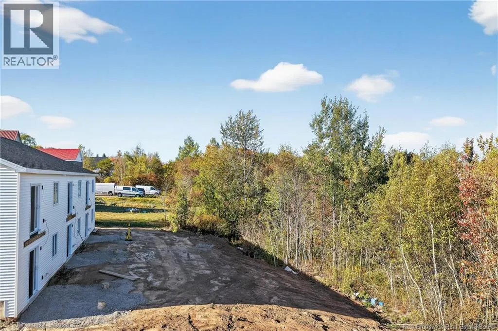 436 La Vallee Unit# 2