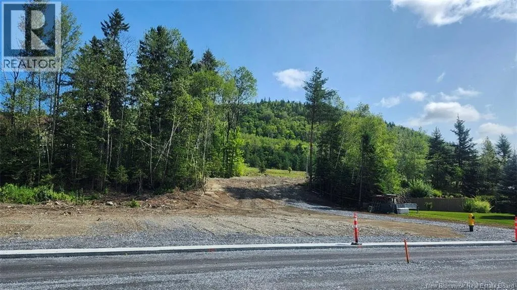 Lot Lionel H. Lajoie Avenue