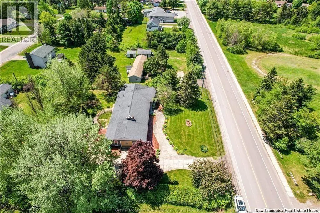 17 Centennial Ave West