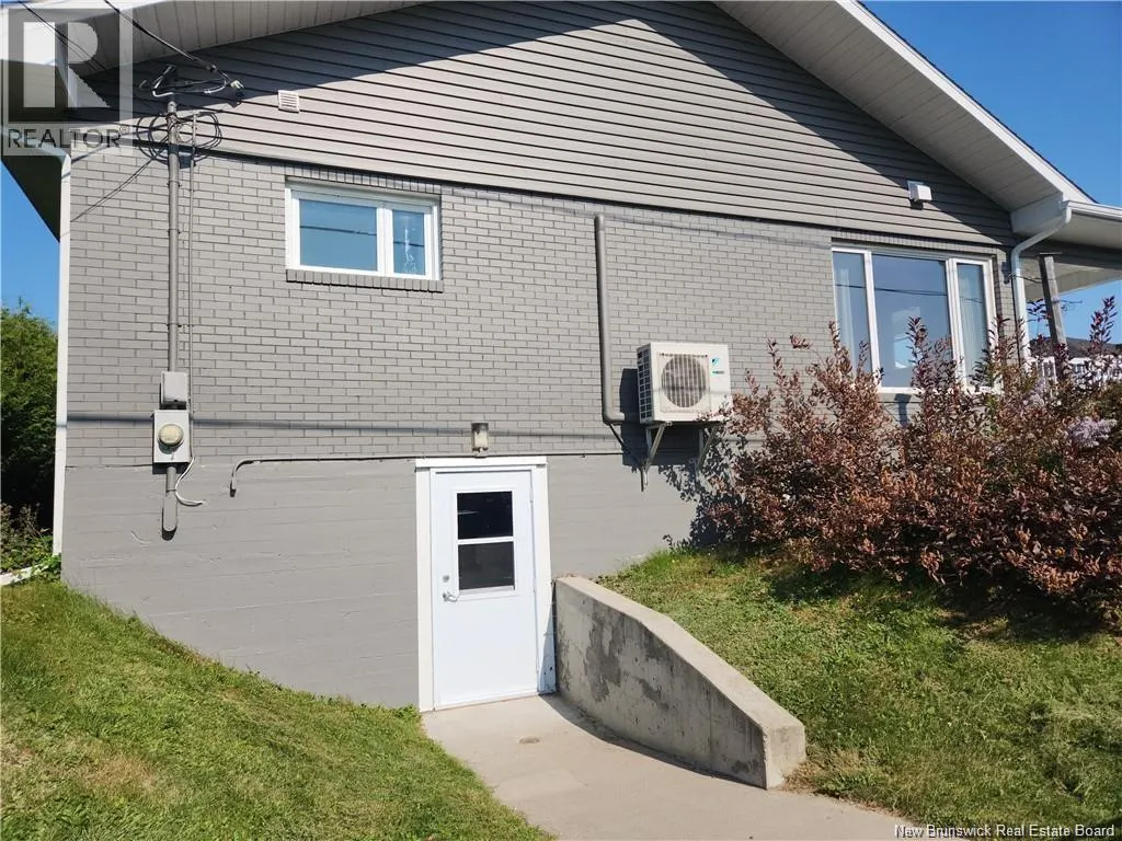 22 Cote Street