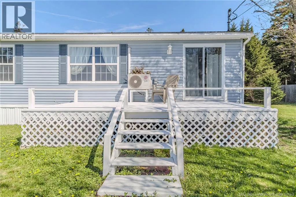 35 Lighthouse Road