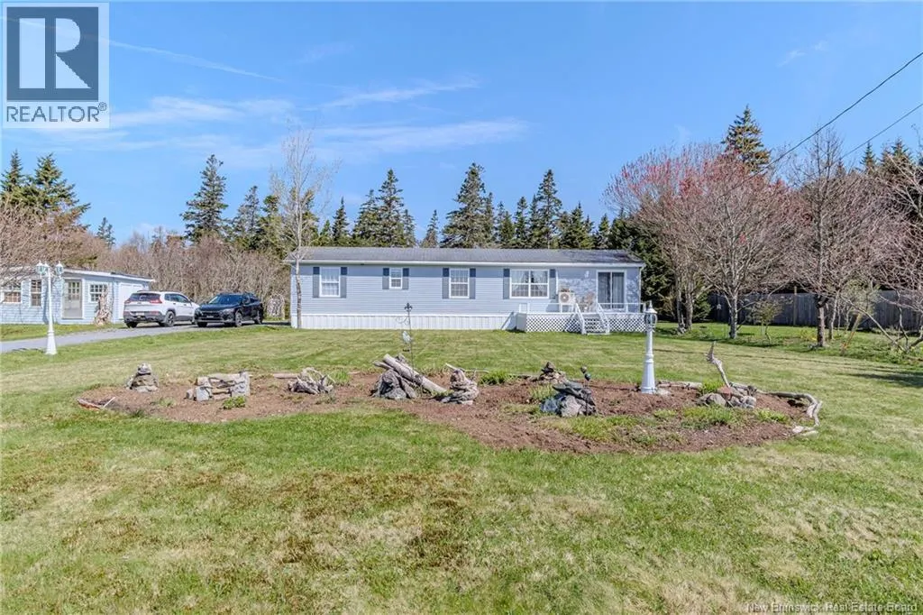 35 Lighthouse Road