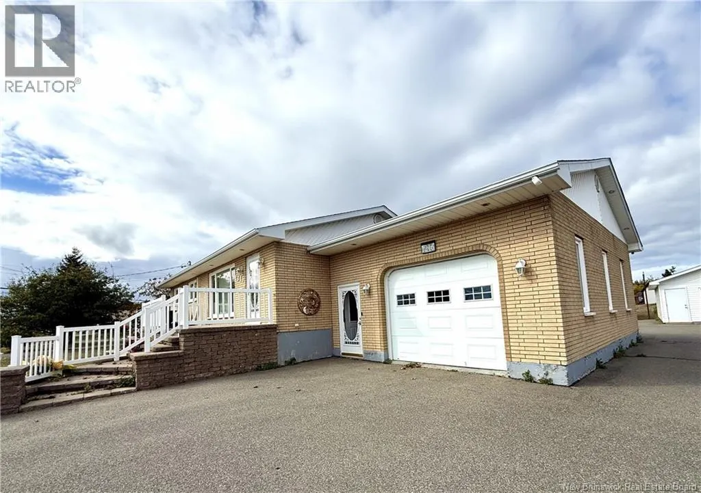 1216 Rue Principale