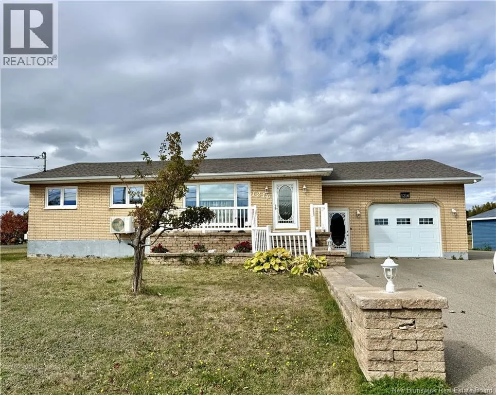 1216 Rue Principale