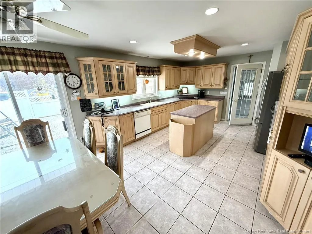 1216 Rue Principale