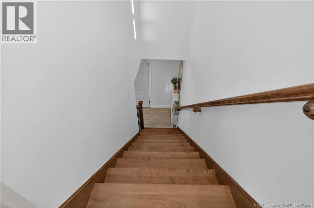 32 Holland Drive