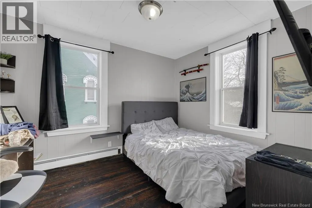 398-400 Algonquin Place