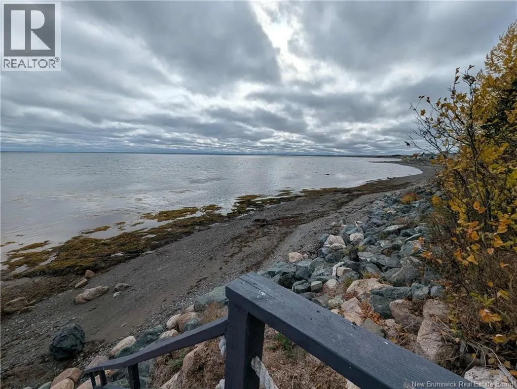 425 De La Baie