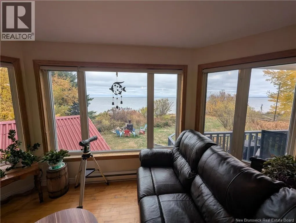 425 De La Baie