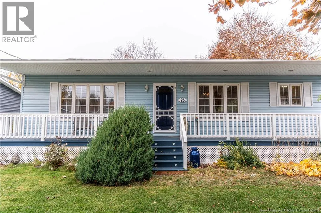 23 Adams Avenue