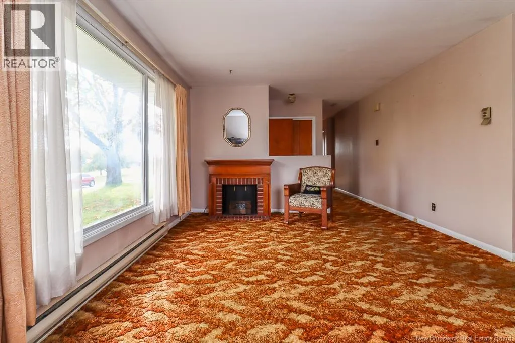 339 Silvermount Crescent