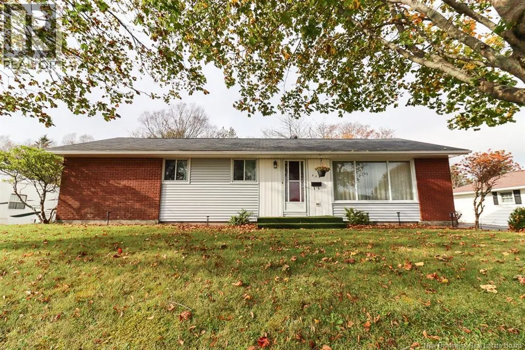 339 Silvermount Crescent