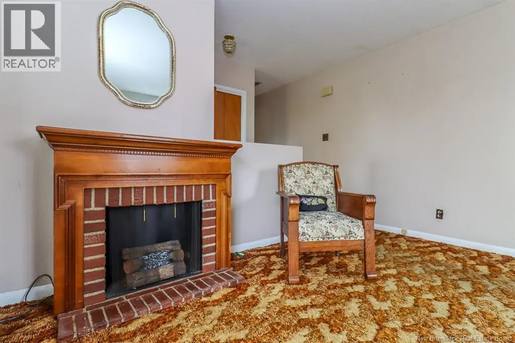 339 Silvermount Crescent