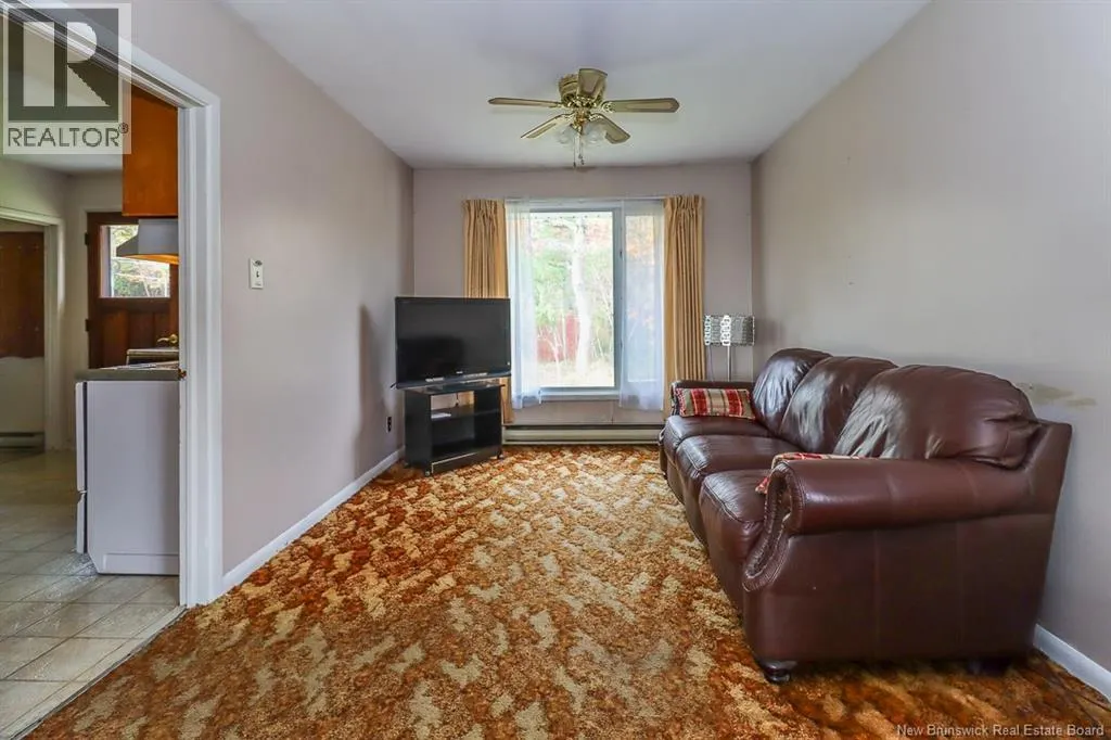 339 Silvermount Crescent