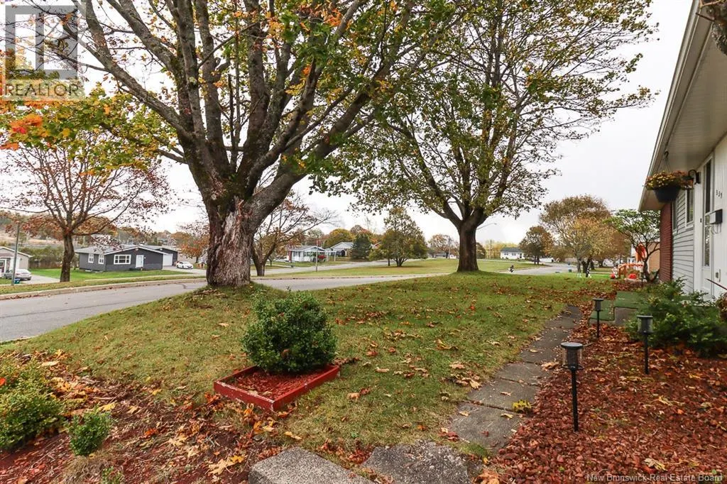 339 Silvermount Crescent