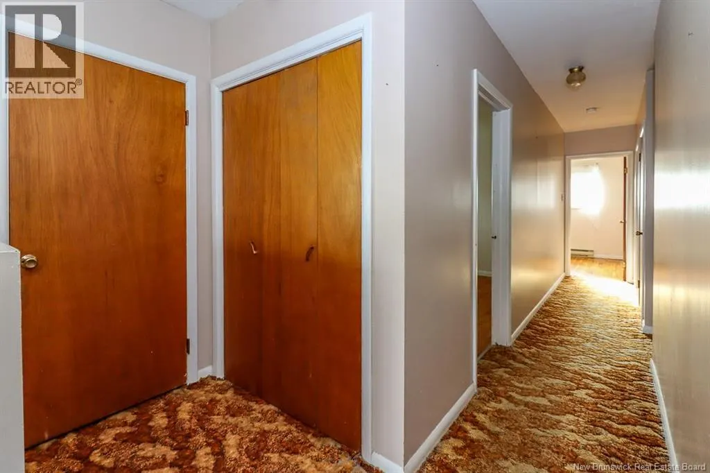 339 Silvermount Crescent