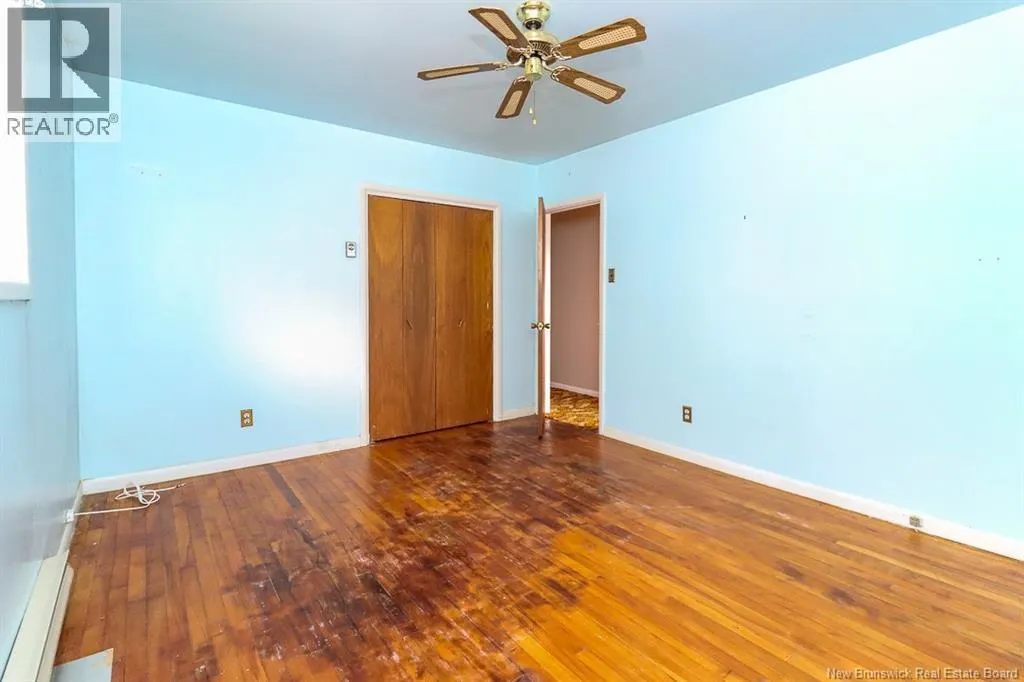 339 Silvermount Crescent