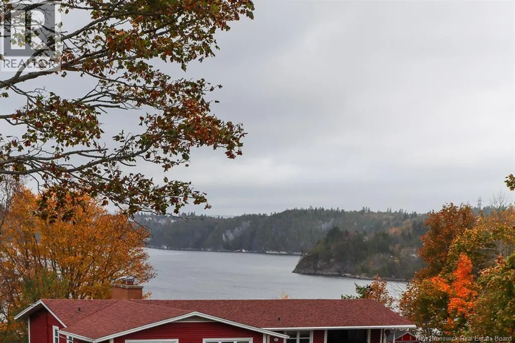 339 Silvermount Crescent