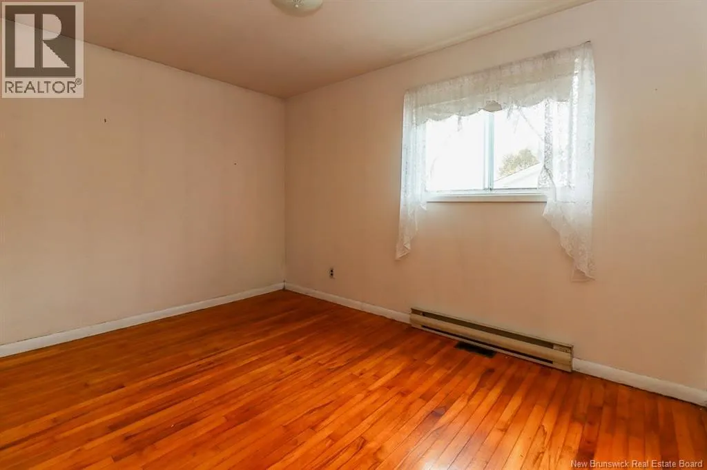 339 Silvermount Crescent