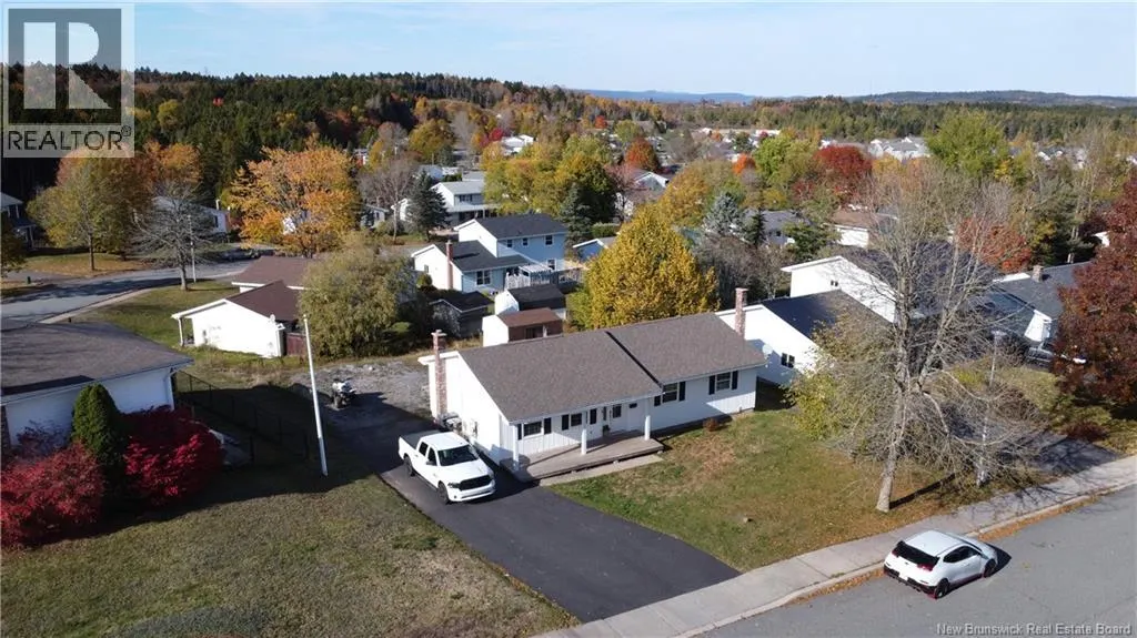 24 Sandalwood Crescent