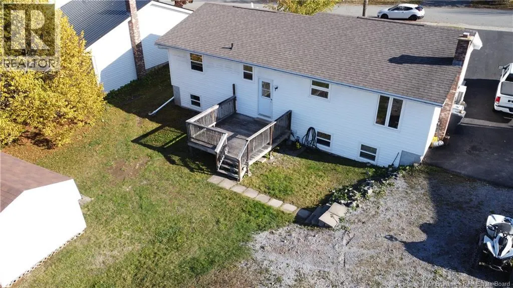 24 Sandalwood Crescent
