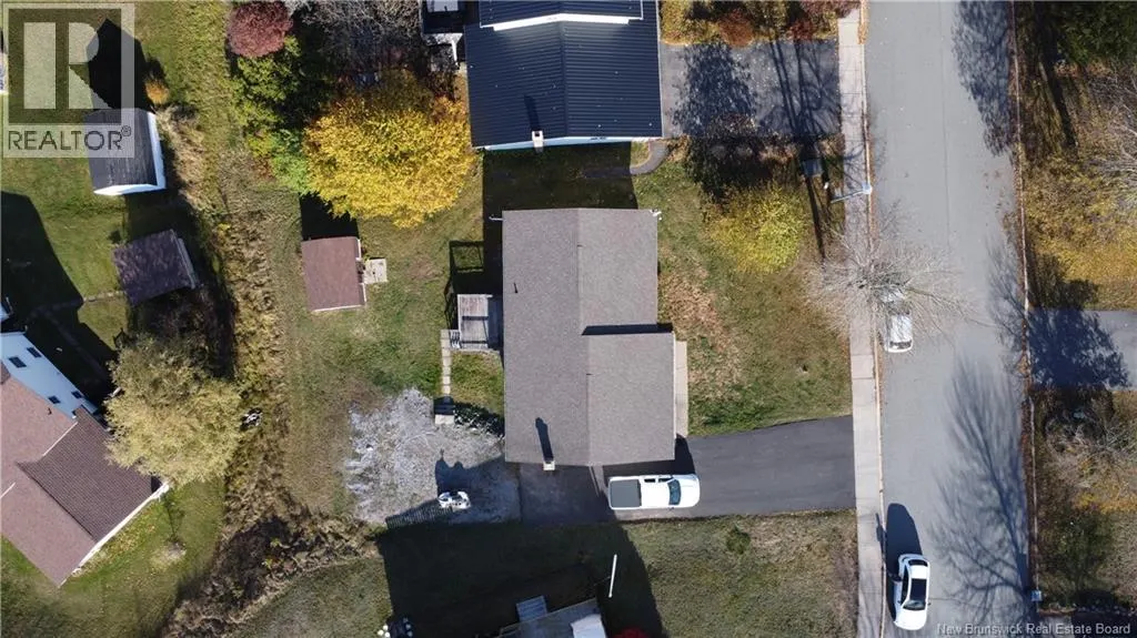 24 Sandalwood Crescent
