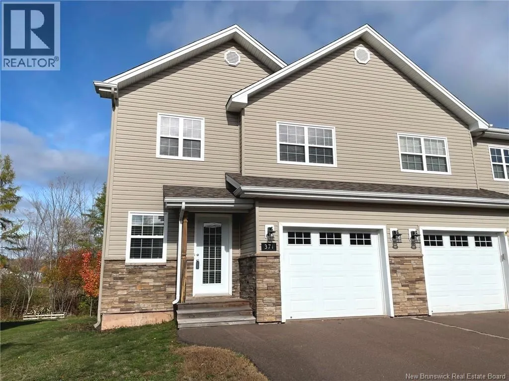 371 Dolbeau Street