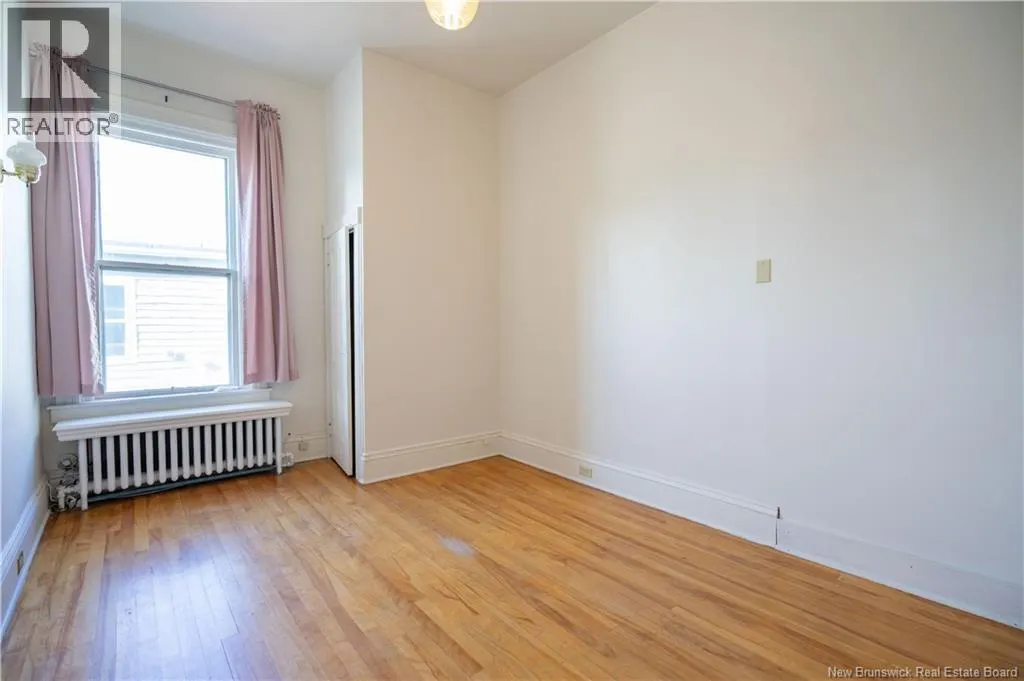 84 Duke Street Unit# 2