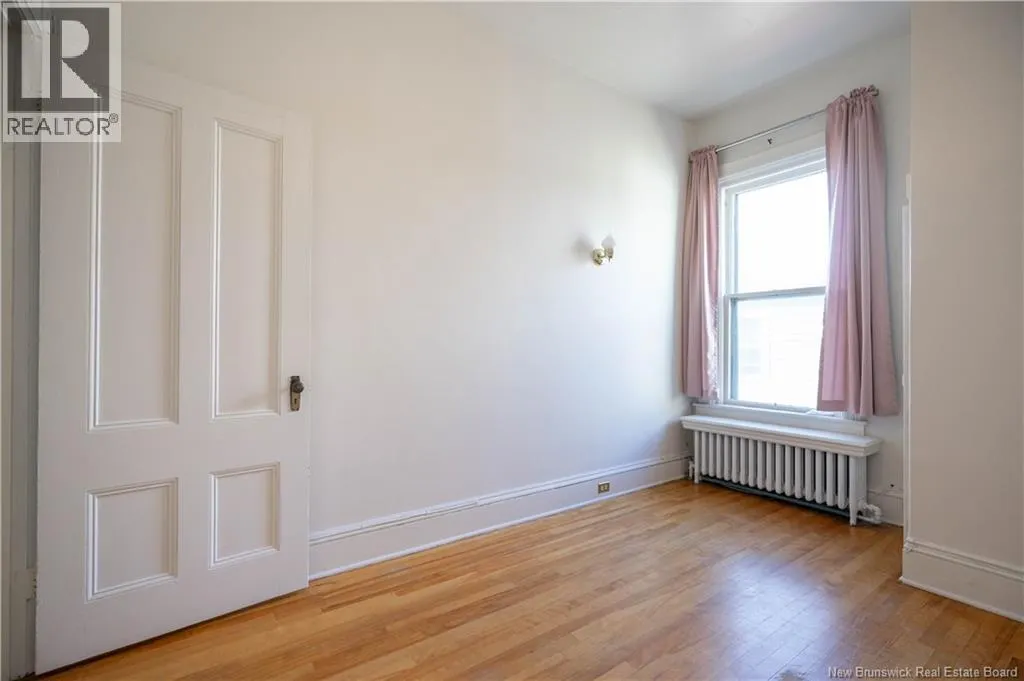 84 Duke Street Unit# 2