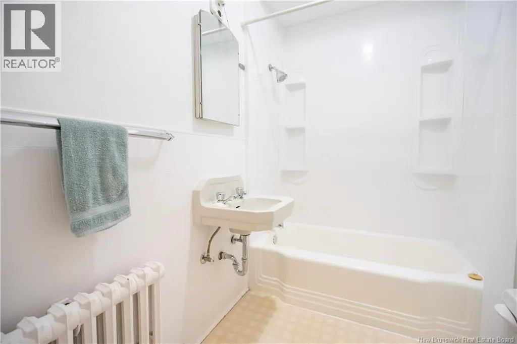 84 Duke Street Unit# 2