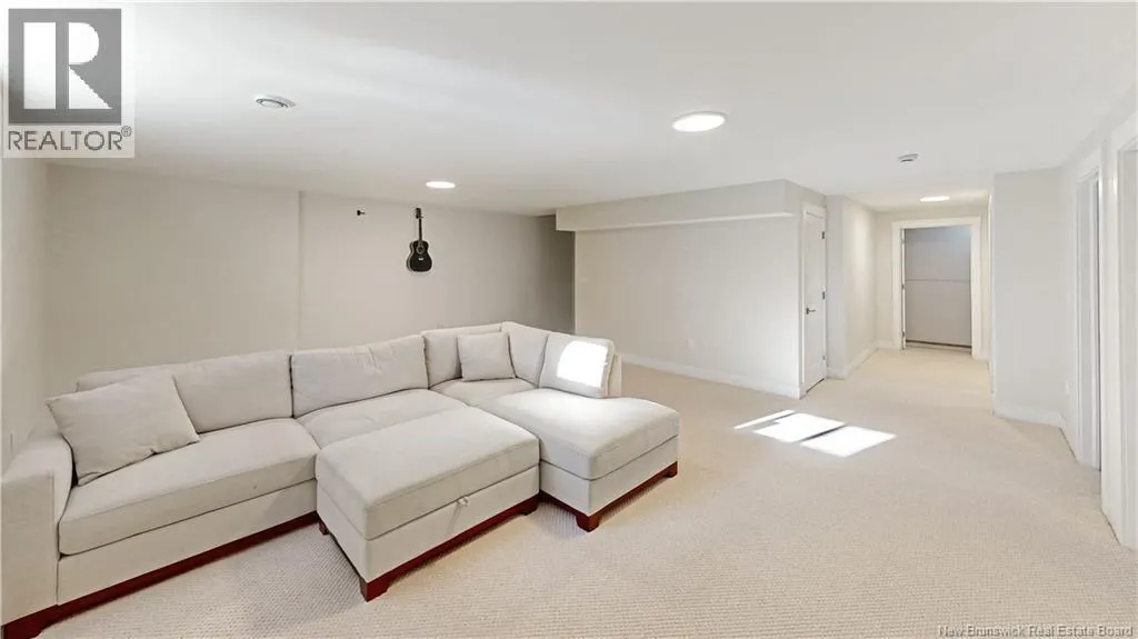 18 Elmwood Drive