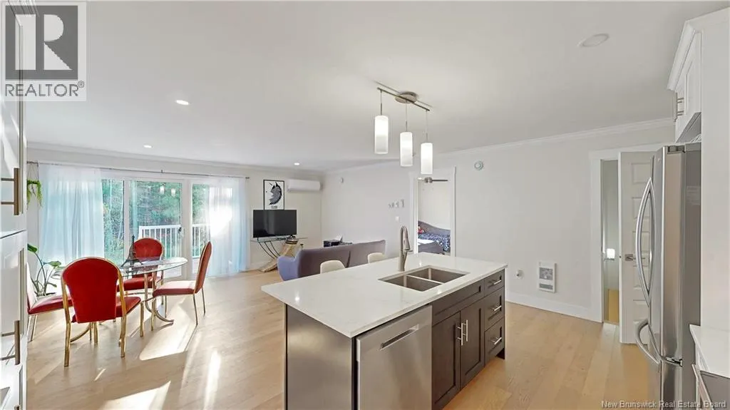 18 Elmwood Drive