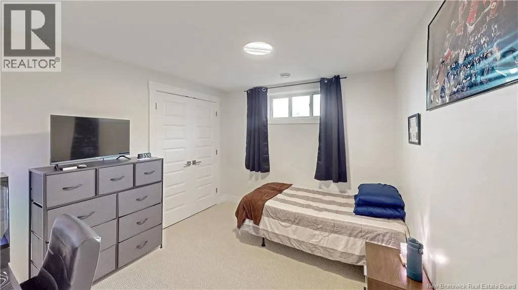 18 Elmwood Drive