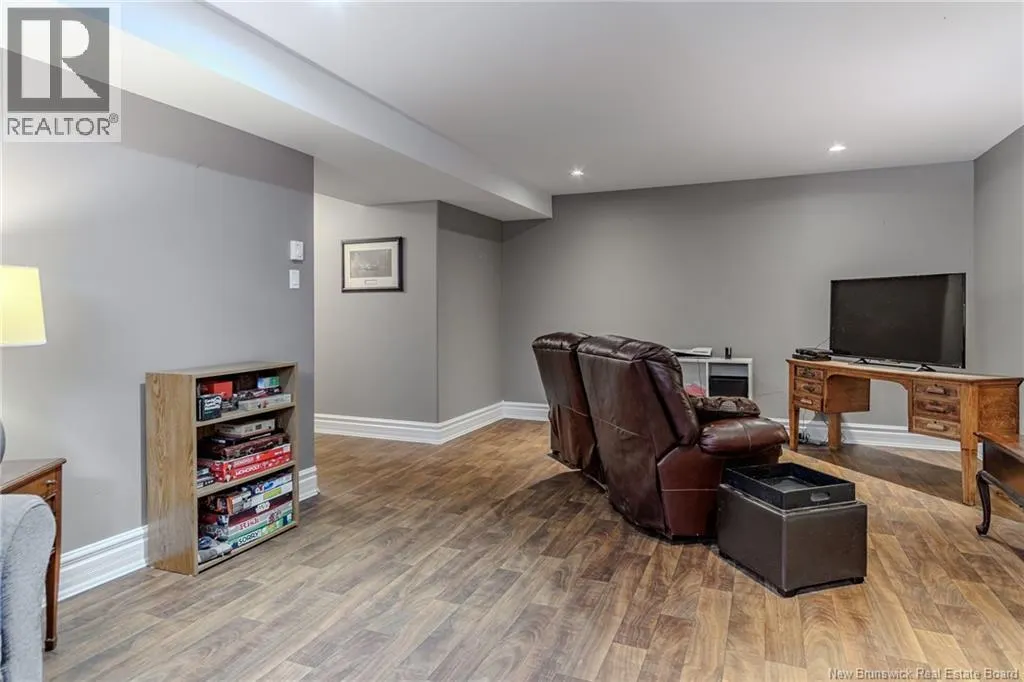 7 Liam Court