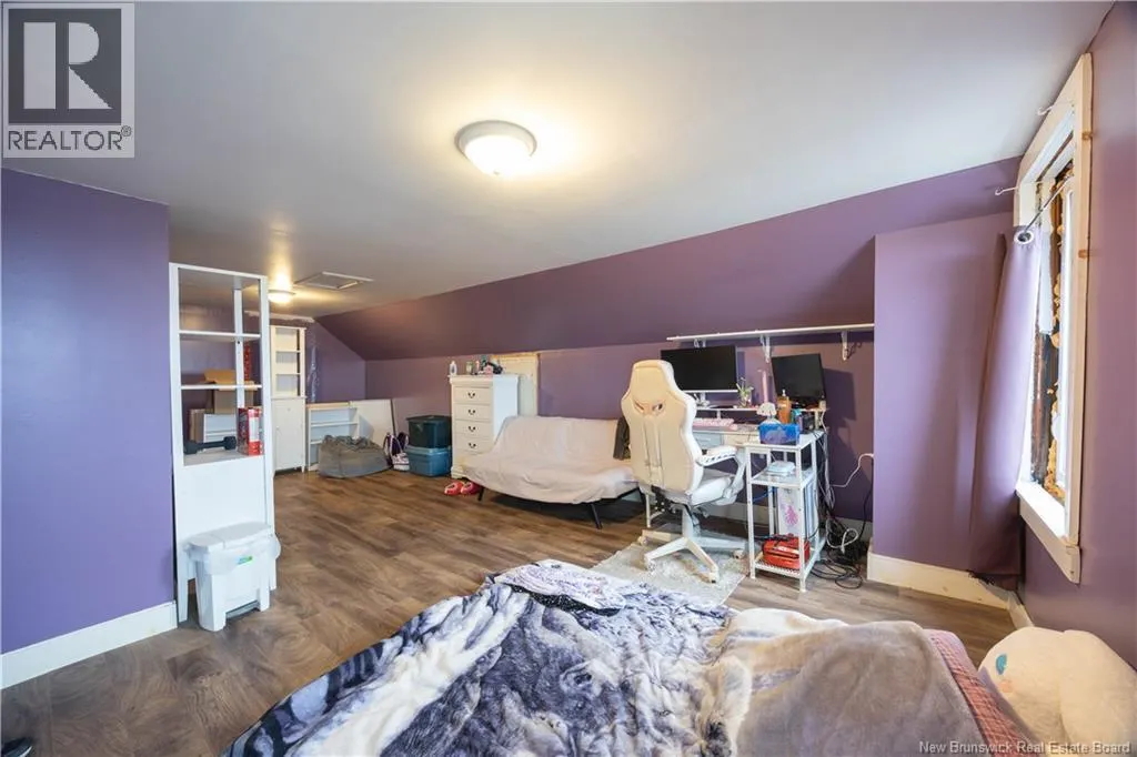 15 Victoria West Street