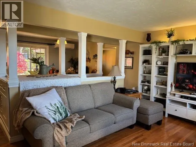 2 Meredith Drive